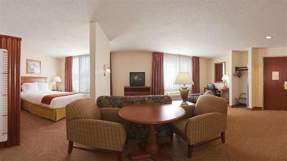 מלון Baymont By Wyndham Chelsea מראה חיצוני תמונה