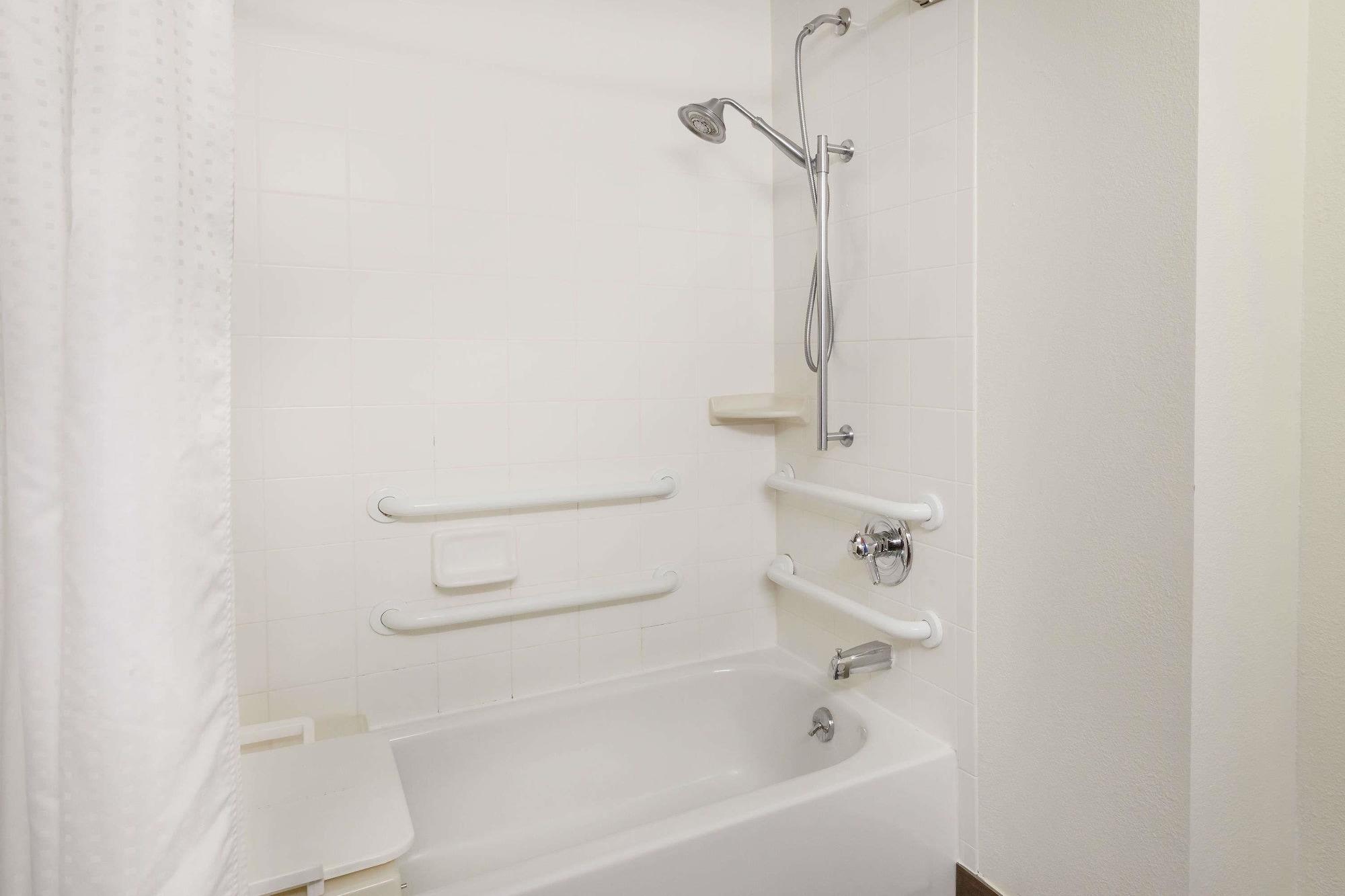 מלון Baymont By Wyndham Chelsea מראה חיצוני תמונה