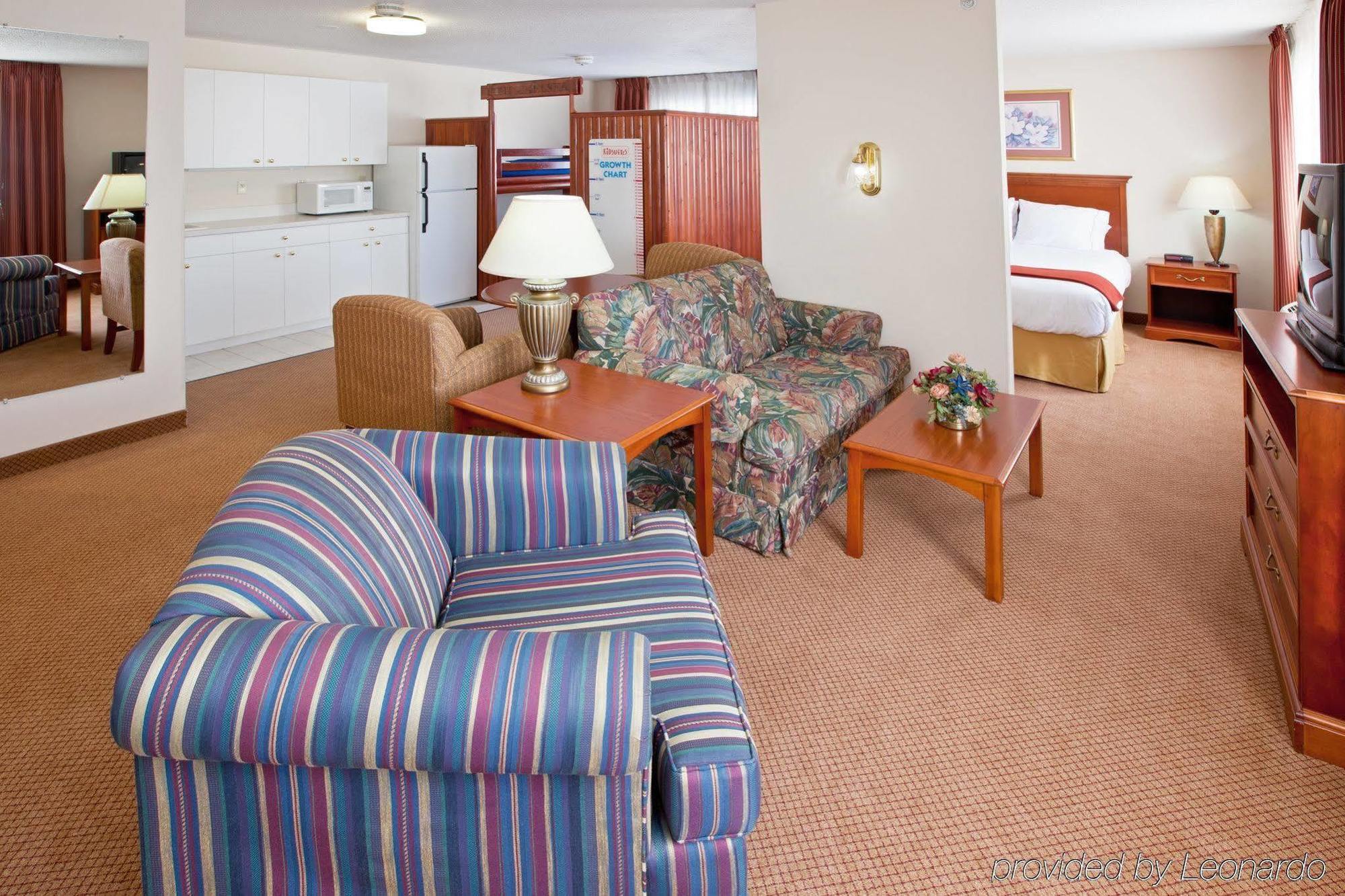 מלון Baymont By Wyndham Chelsea מראה חיצוני תמונה